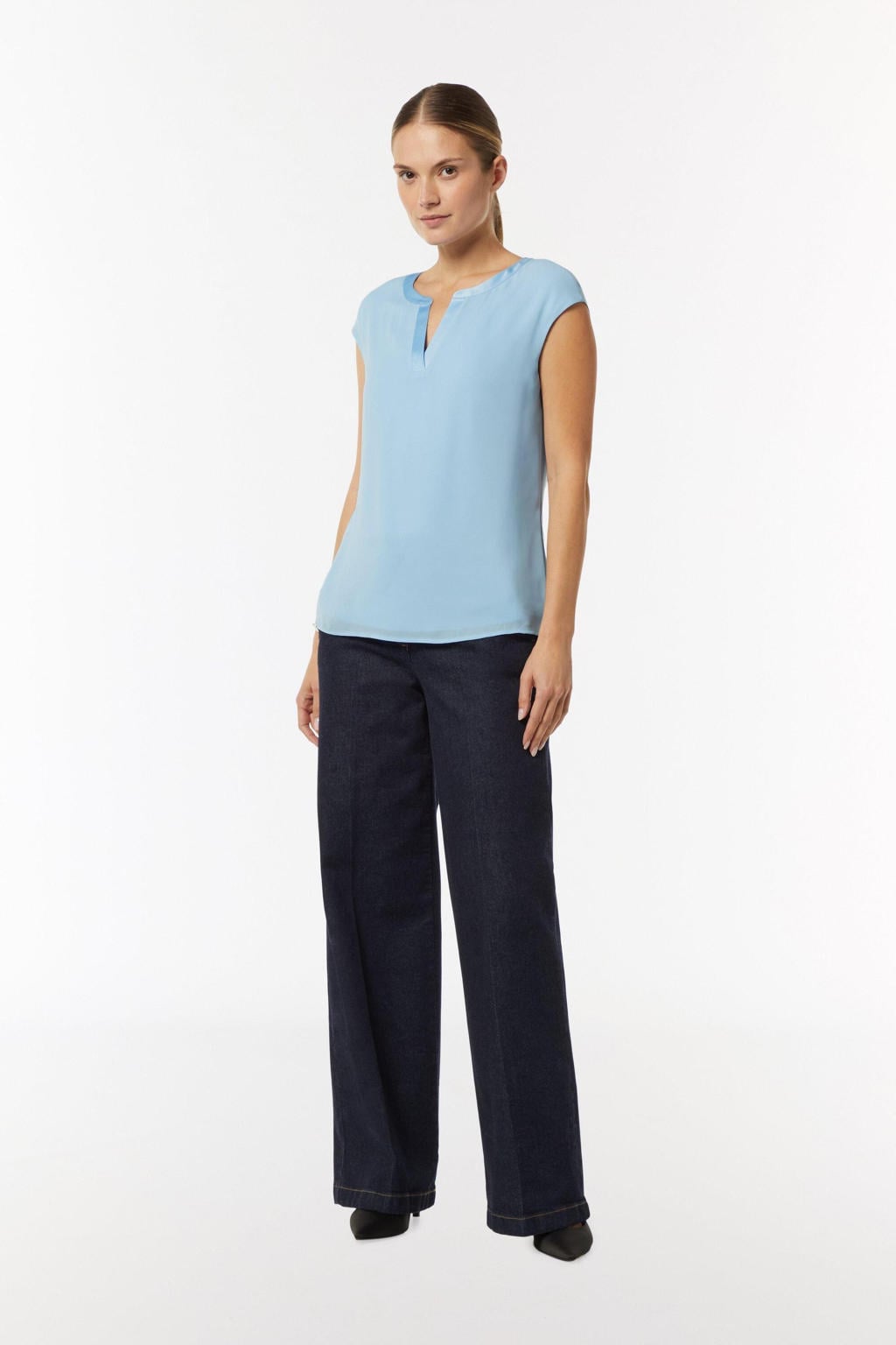 Lichtblauwe dames comma top van viscose met effen, korte mouwen en V-hals