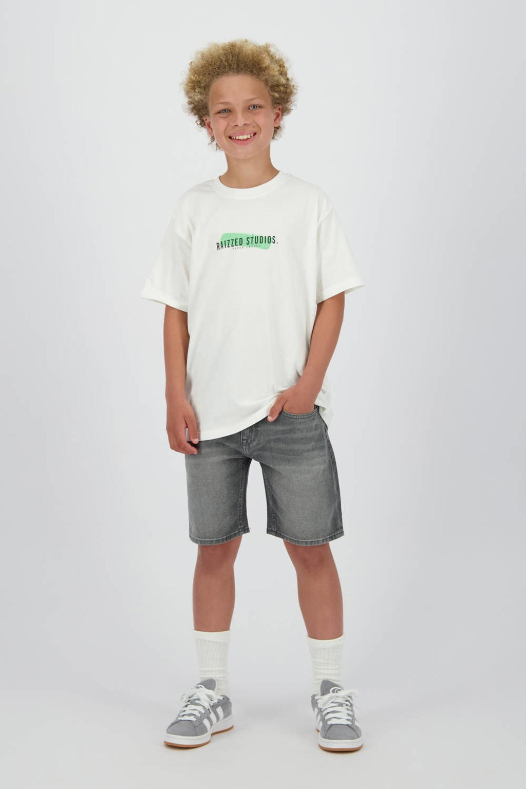 Witte jongens Raizzed T-shirt van katoen met tekst print, korte mouwen en ronde hals