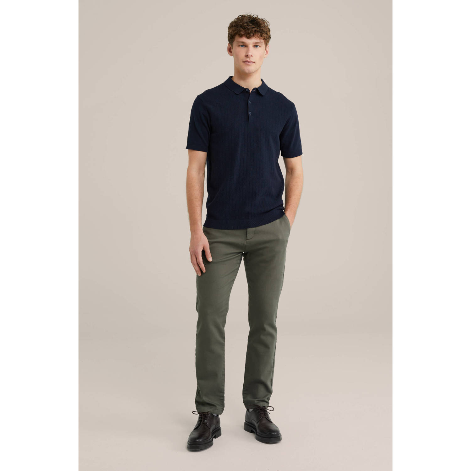 WE Fashion WE Fundamentals slim chino donkergroen