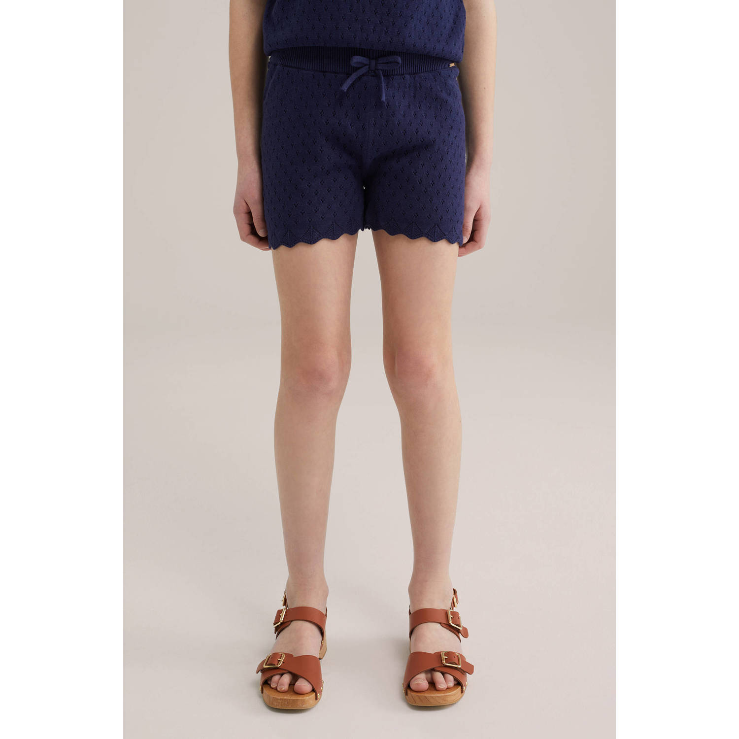 WE Fashion straight casual short donkerblauw