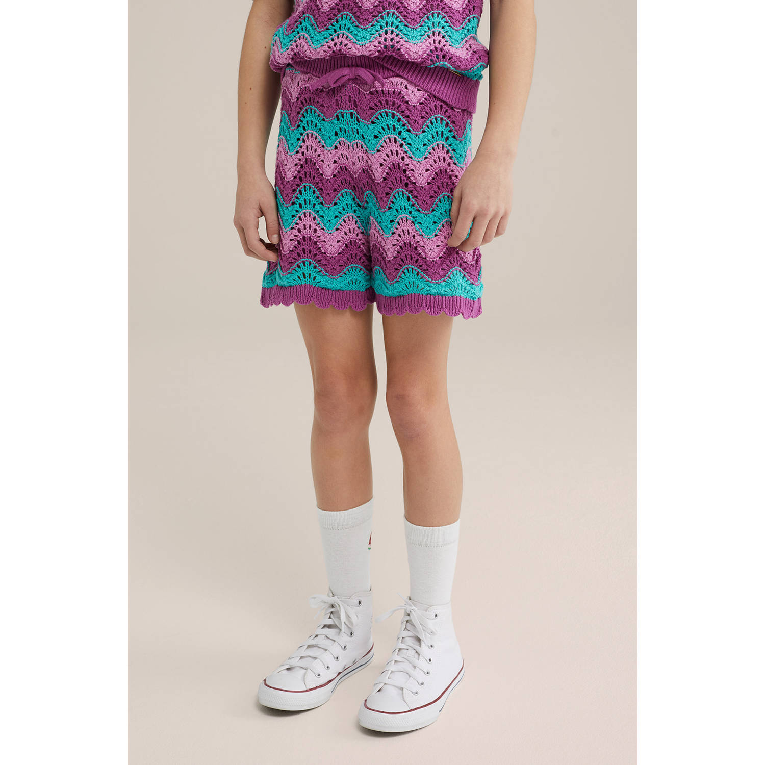 WE Fashion straight casual short paars