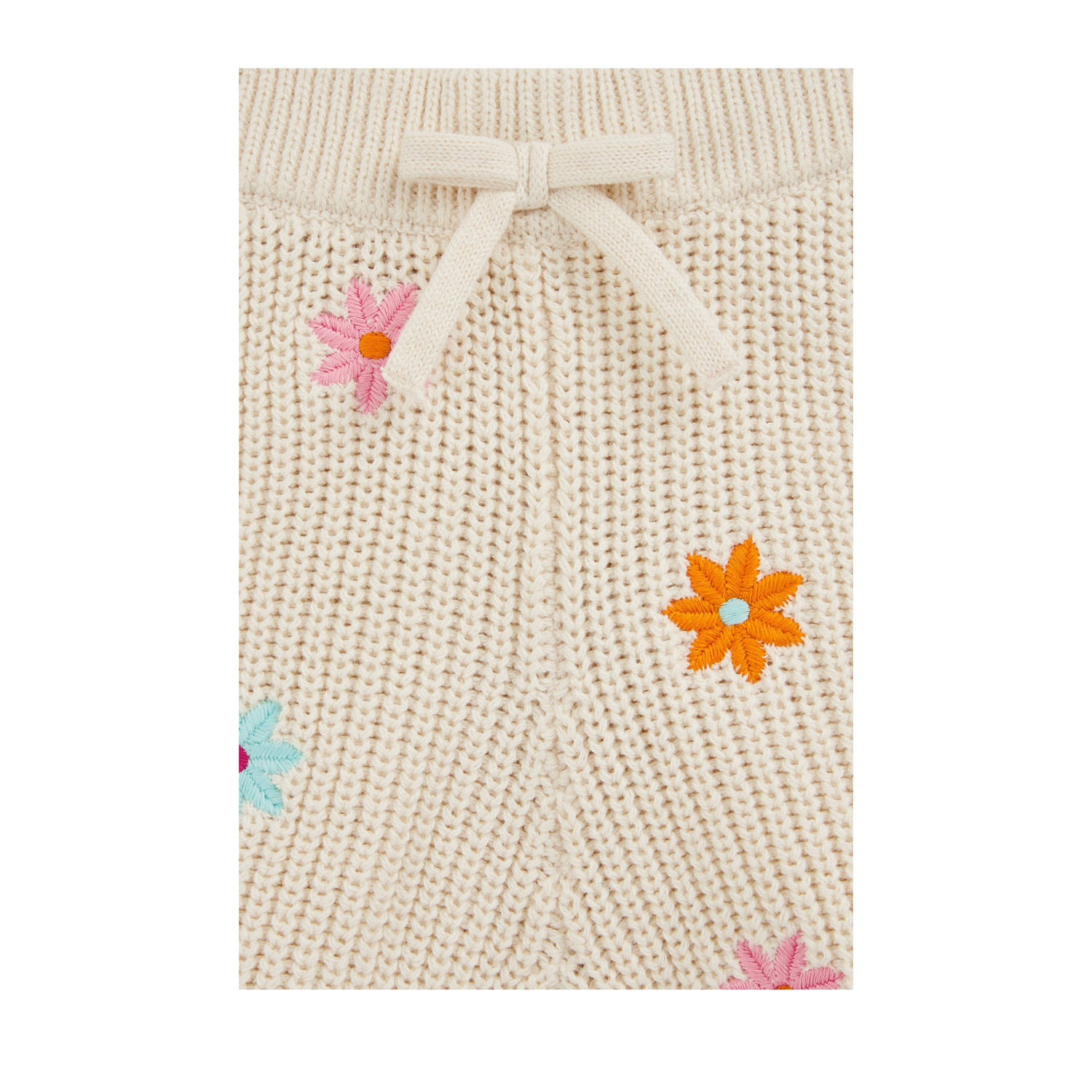 WE Fashion straight casual short ecru