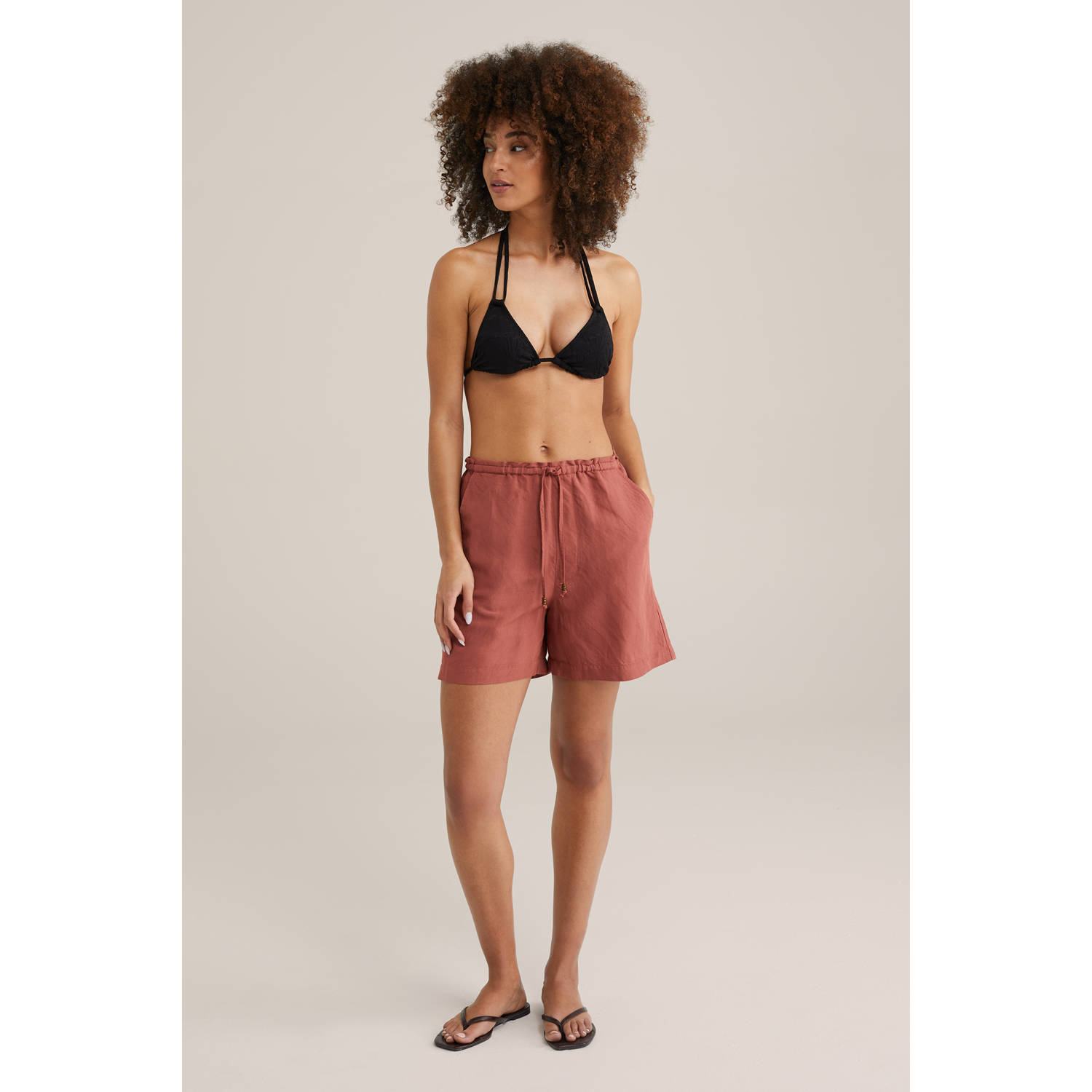 WE Fashion voorgevormde triangel bikinitop zwart