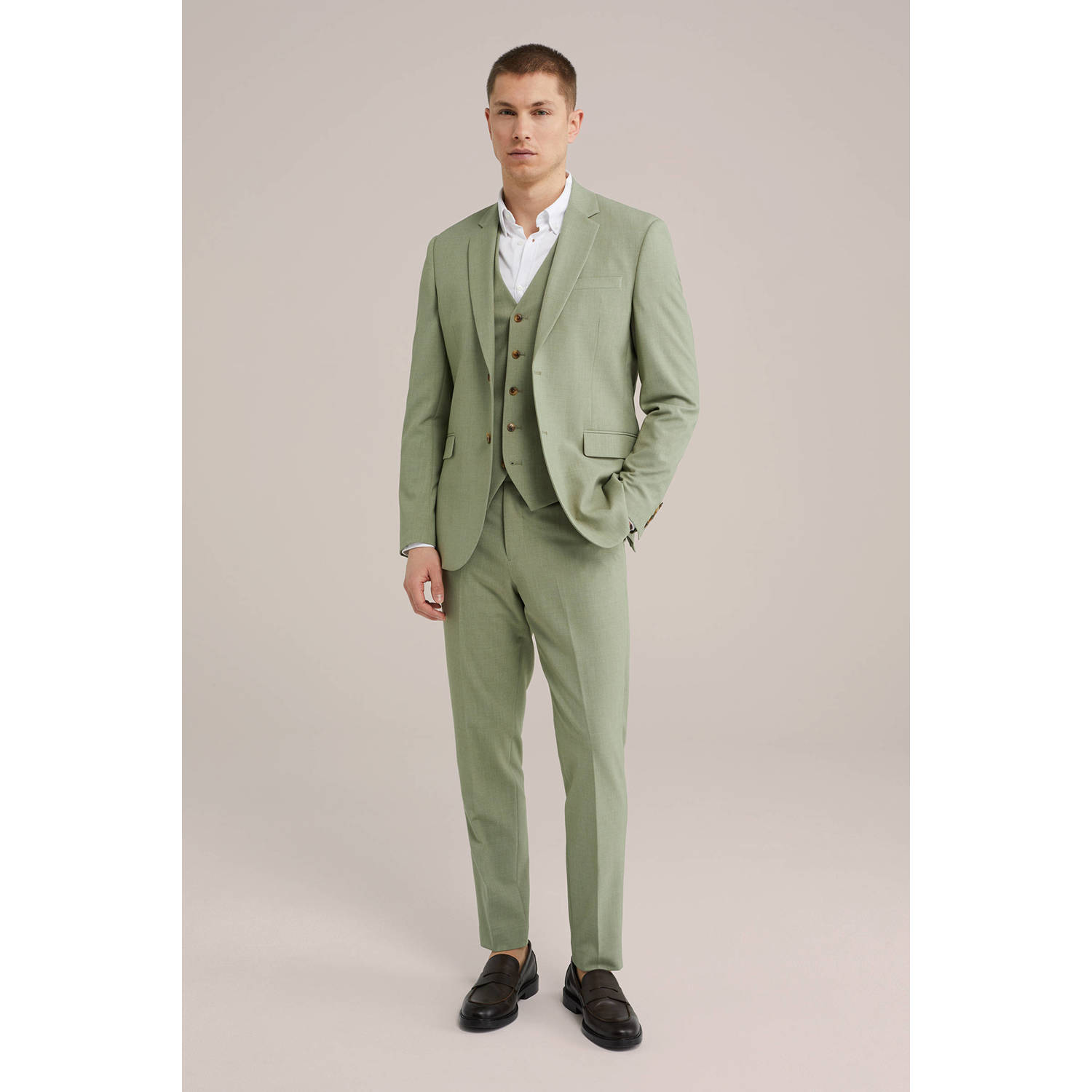 WE Fashion WE Fundamentals slim fit gilet groen