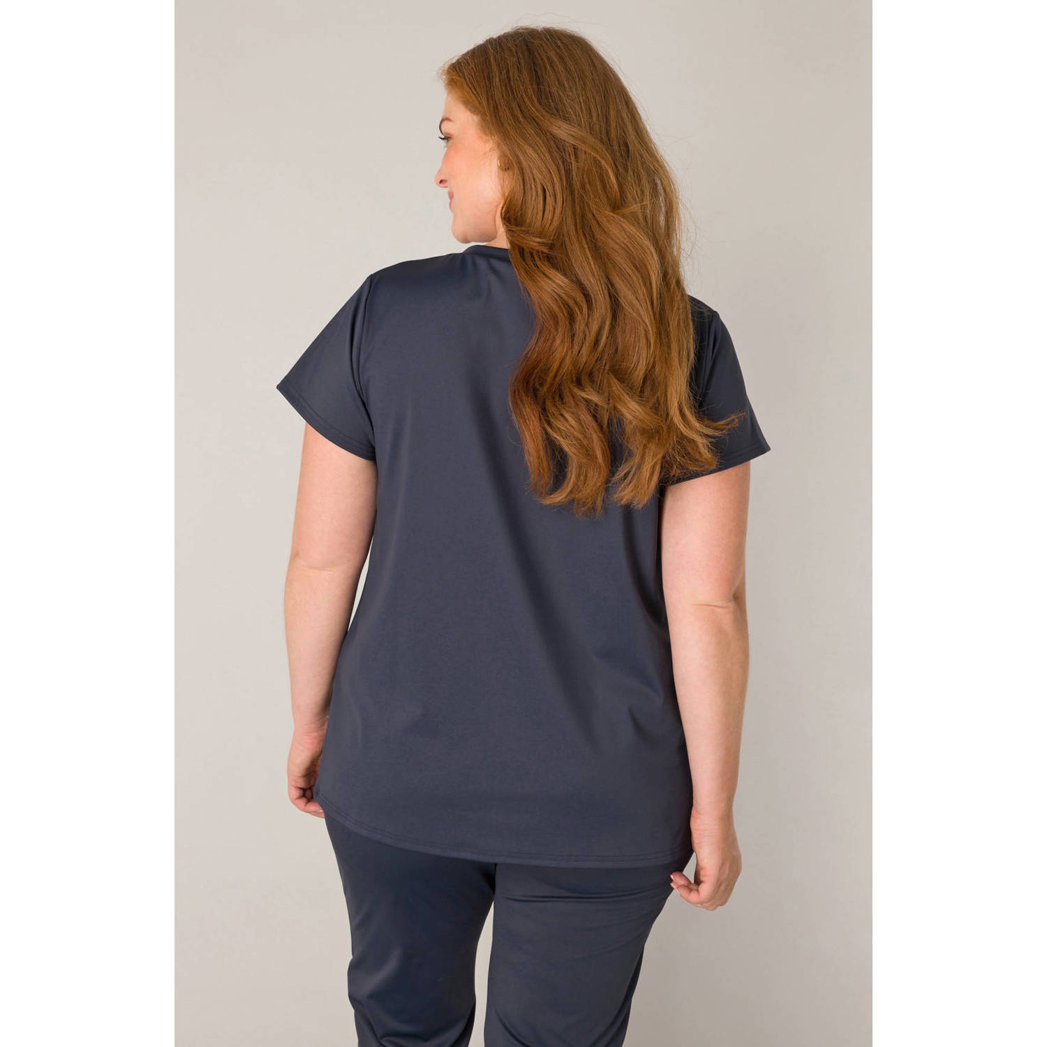 Base Level Curvy T-shirt donkerblauw