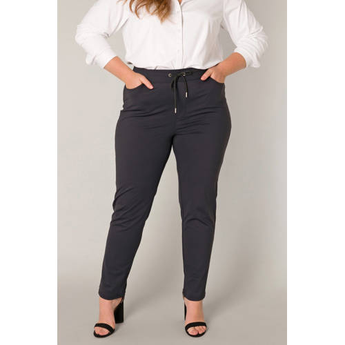Base Level Curvy slim regular waist broek zwart afbeelding
