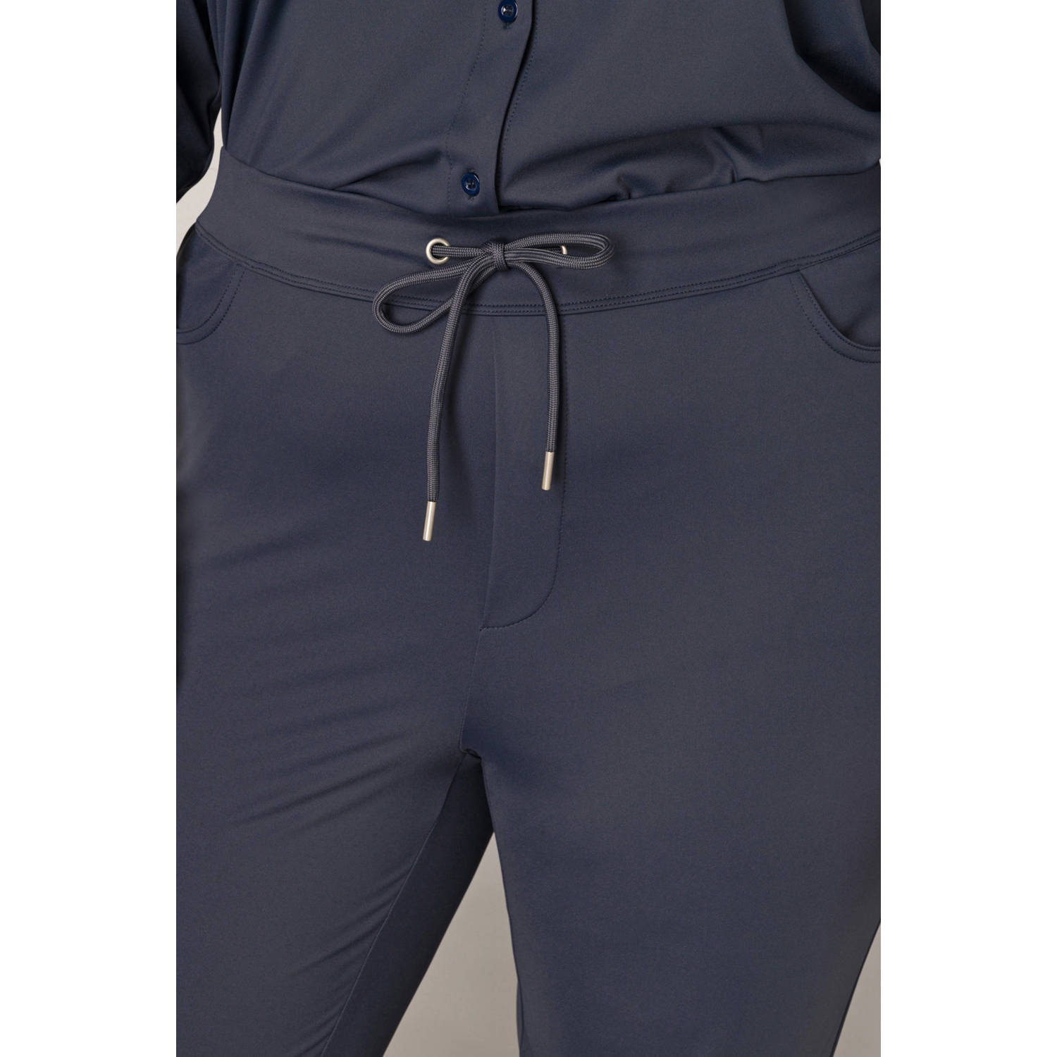 Base Level Curvy slim regular waist broek donkerblauw