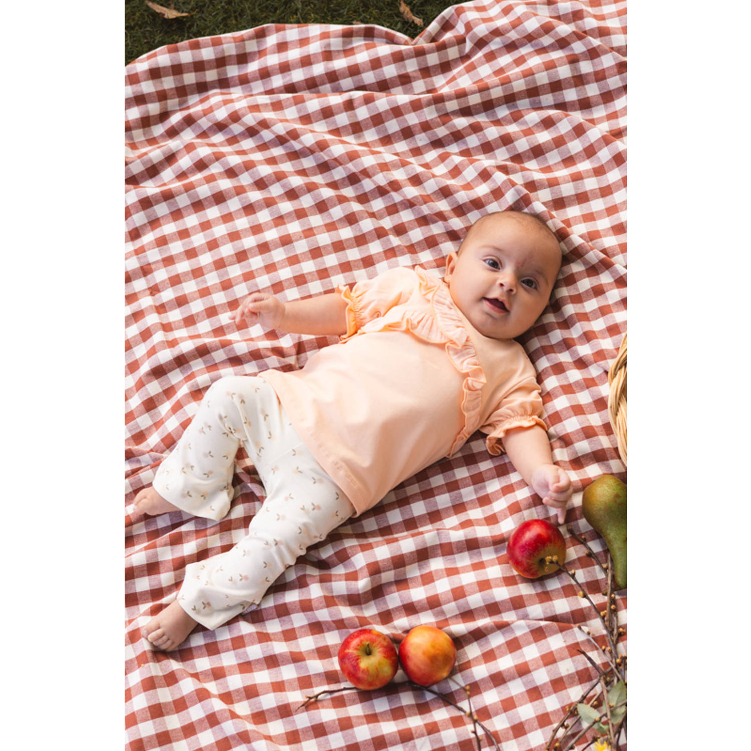 Quapi Newborn regular flared broek ecru
