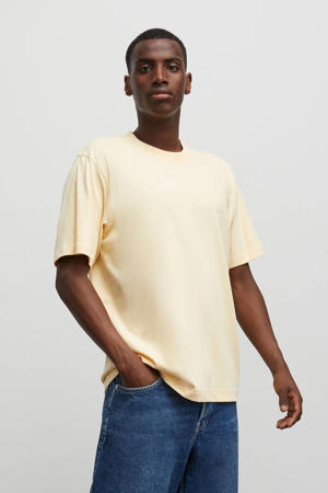 T-shirt lichtgeel