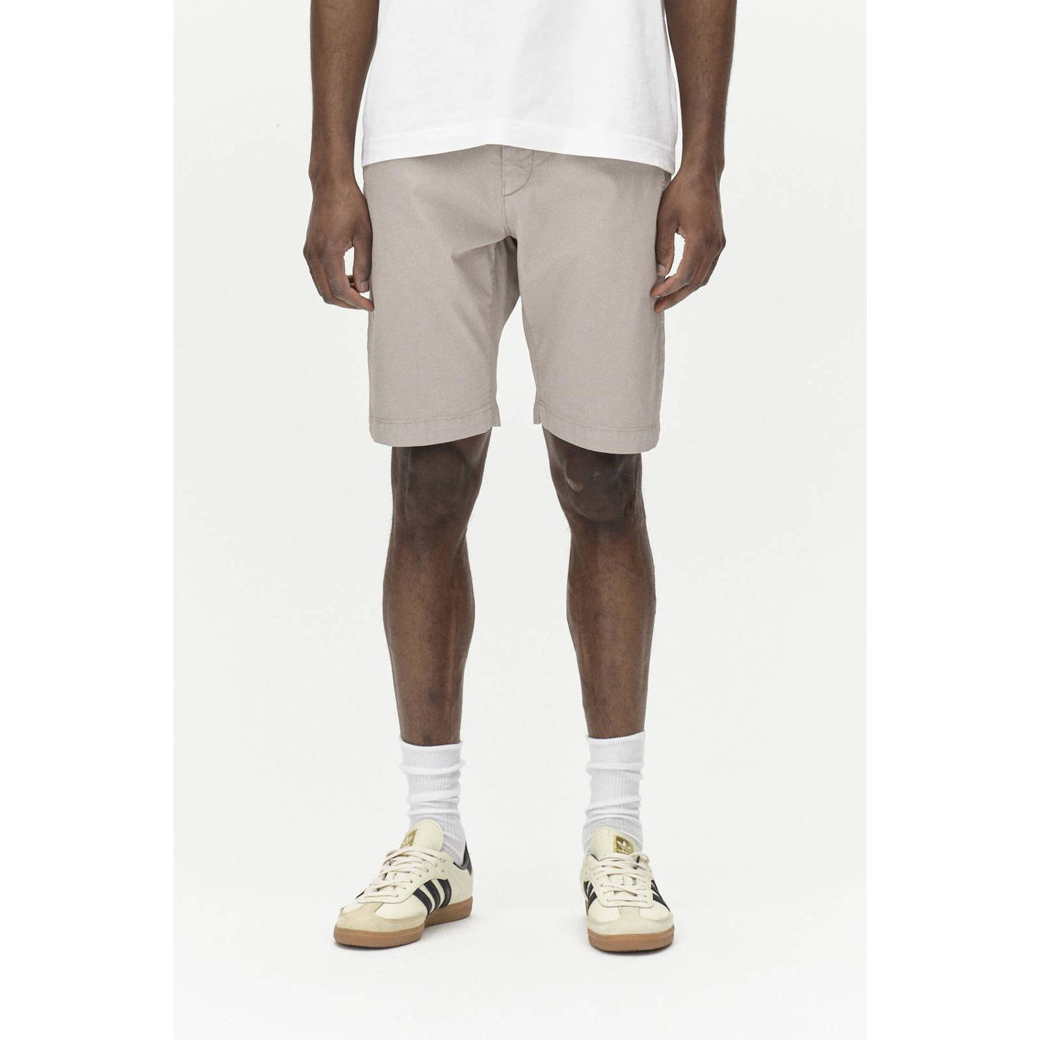 Gabba regular chino short met textuur lichtgrijs