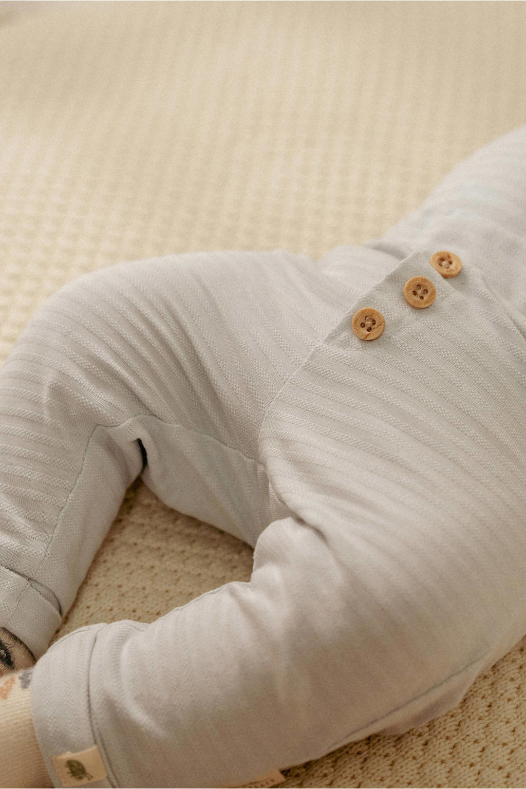 Lichtblauwe jongens Little Dutch straight babybroek van katoen met regular waist, elastische tailleband en effen