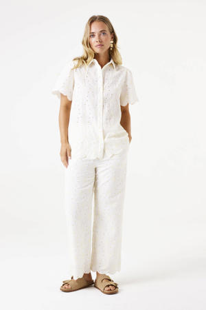 blouse wit broderie