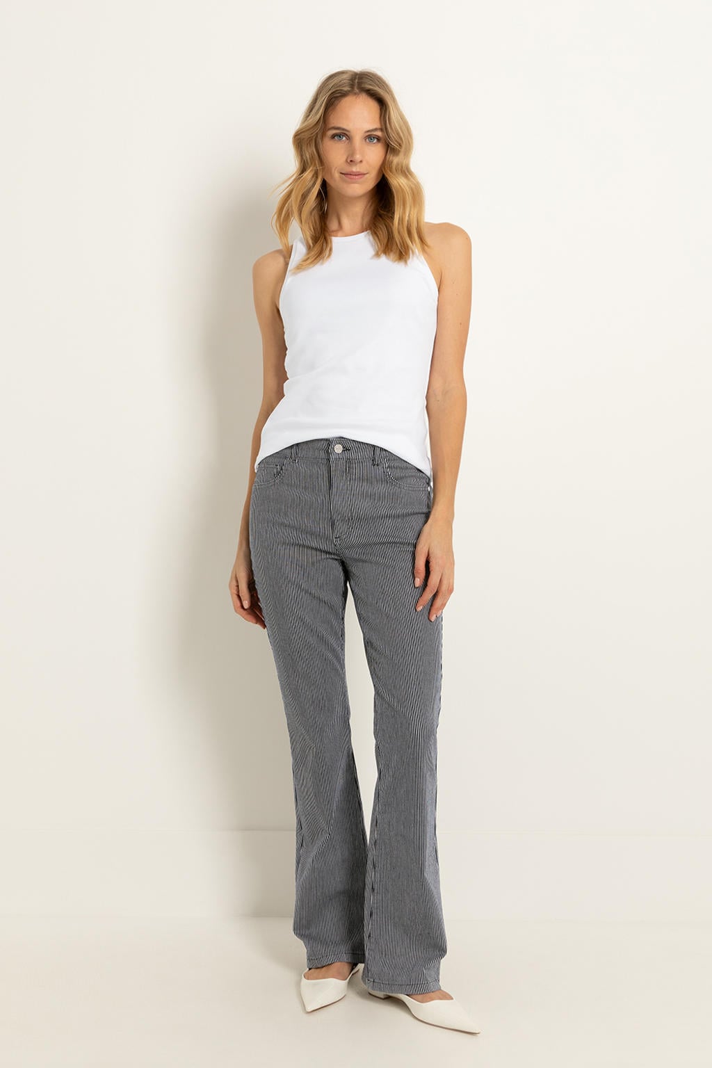 Donkerblauwe dames CLAUDIA BY CLAUDIA STRÄTER flared jeans van katoen met regular waist, rits- en knoopsluiting en strepenprint