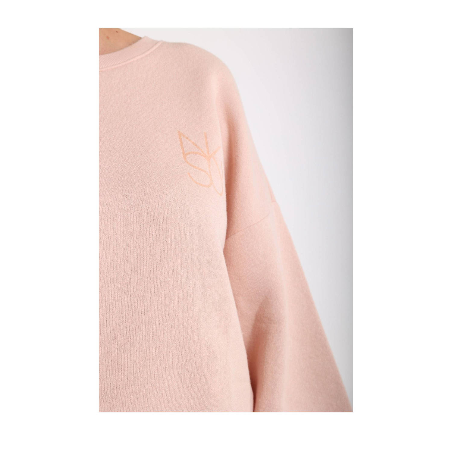 NUKUS sweater lichtroze