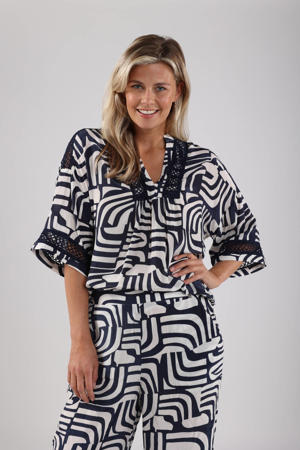 blousetop donkerblauw broderie