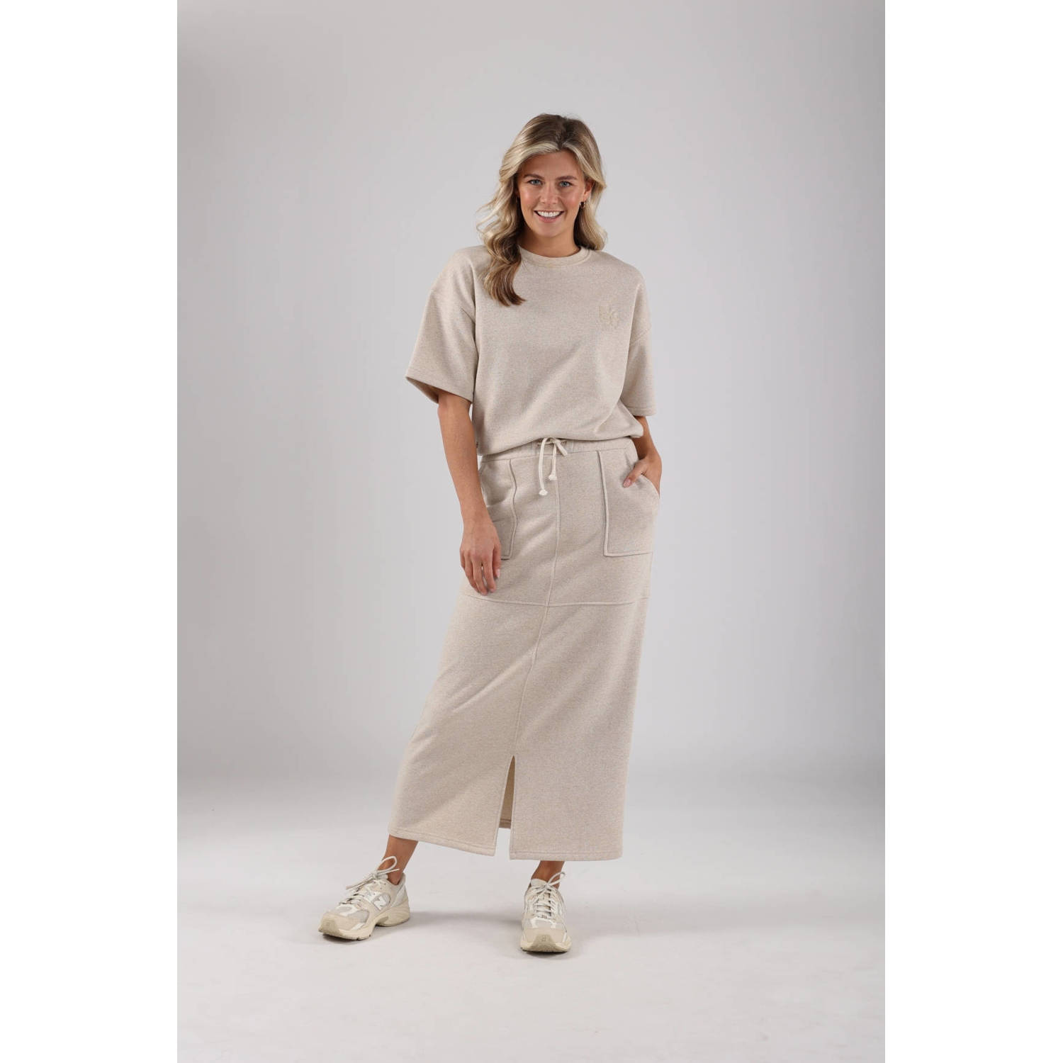 NUKUS midi rok zand