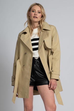 trenchcoat beige