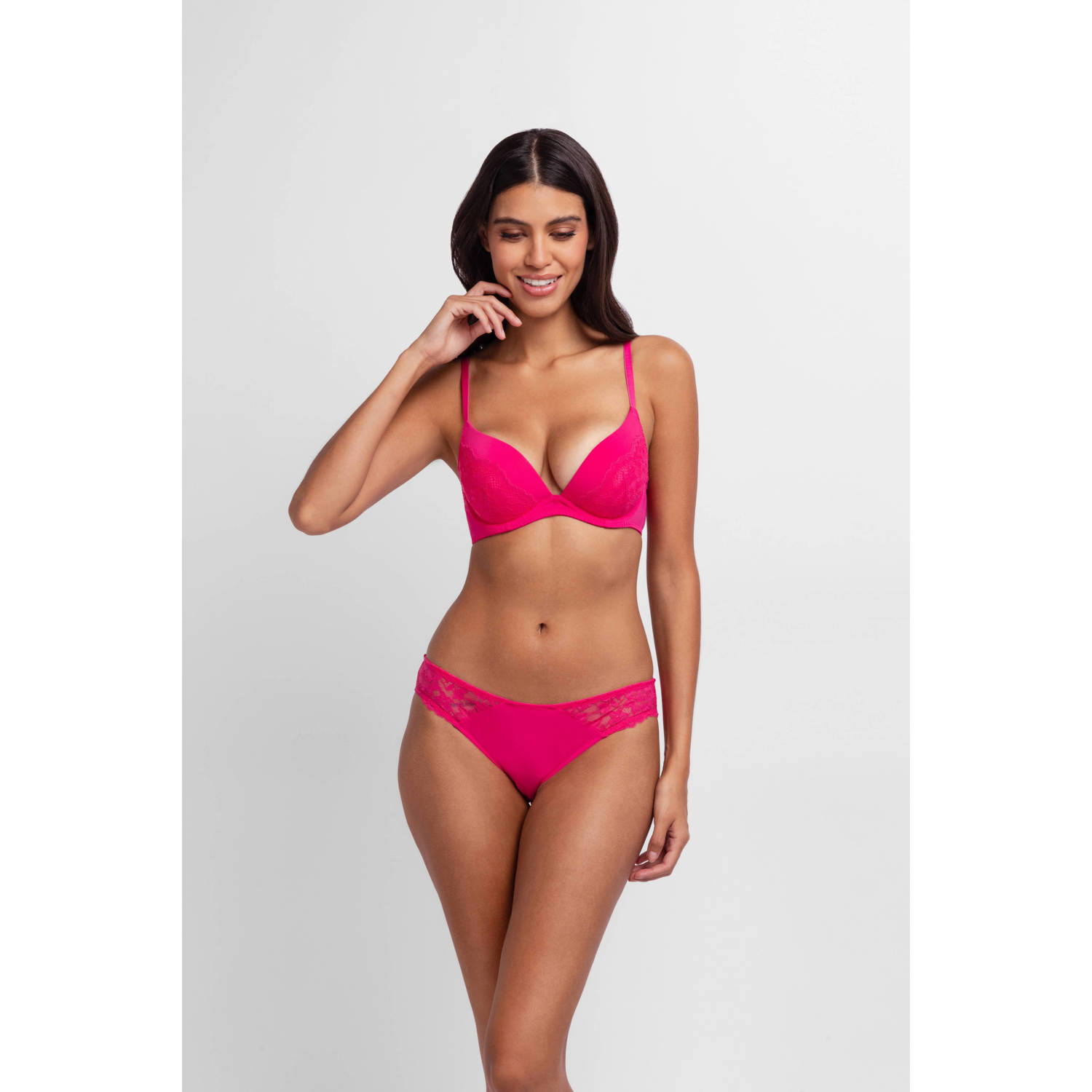 Dorina voorgevormde push-up bh Willa fuchsia