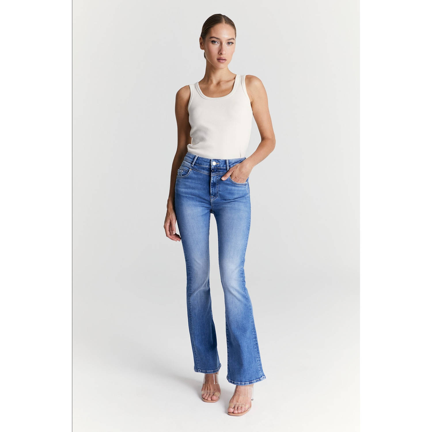 Cup of Joe Denim high waist flared jeans medium blue denim