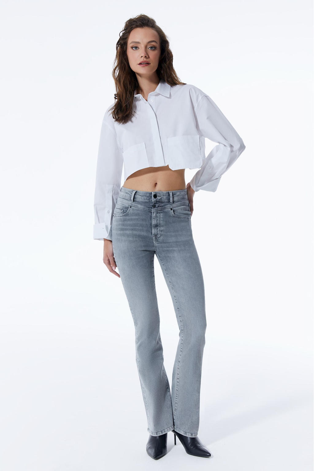 Grey denim dames Cup of Joe Denim high waist flared jeans met rits- en knoopsluiting en effen