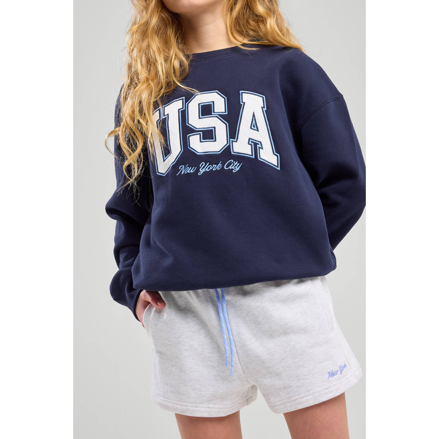 America Today sweatshort grijs