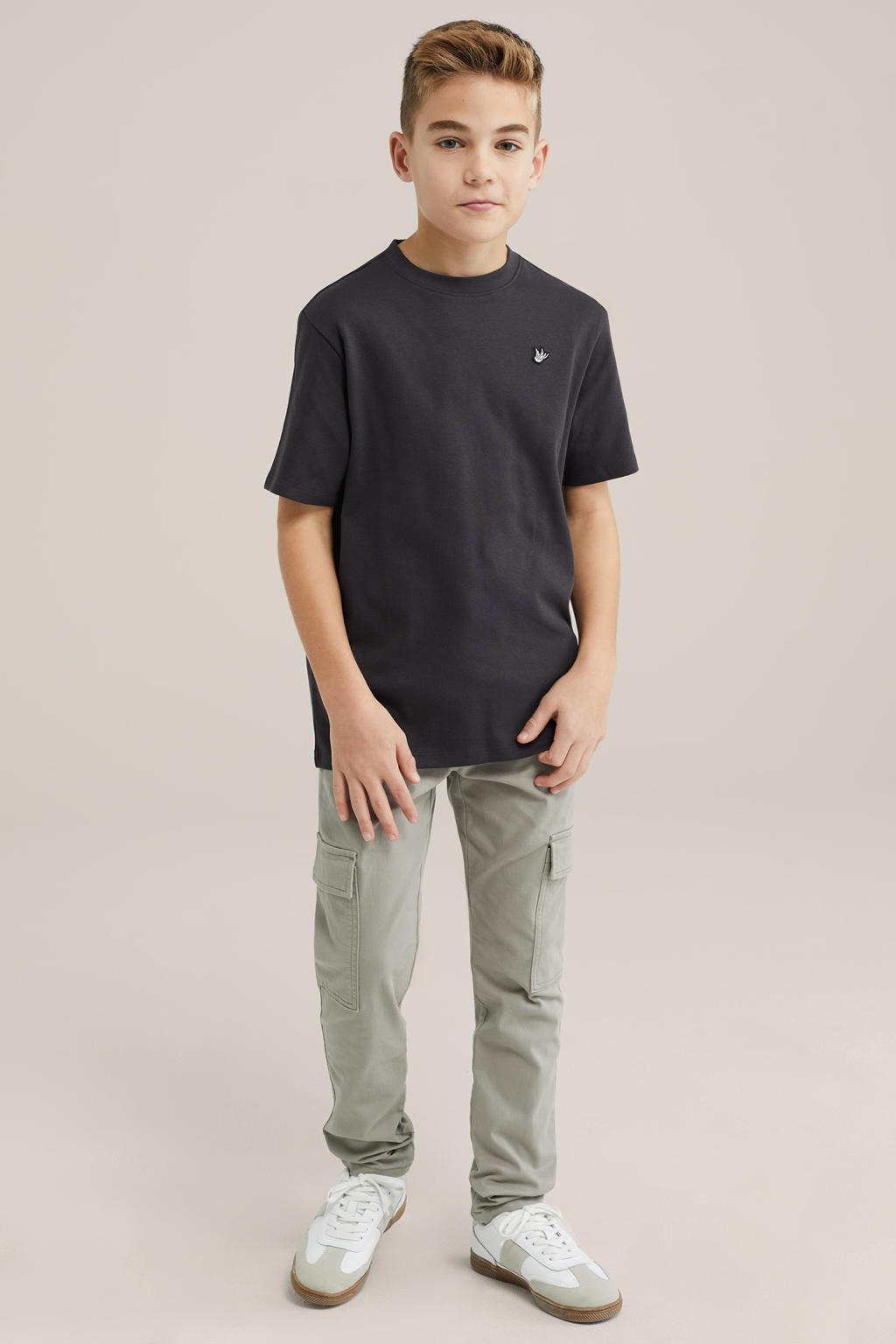 Antraciete jongens WE Fashion Blue Ridge T-shirt van katoen met effen, korte mouwen en ronde hals