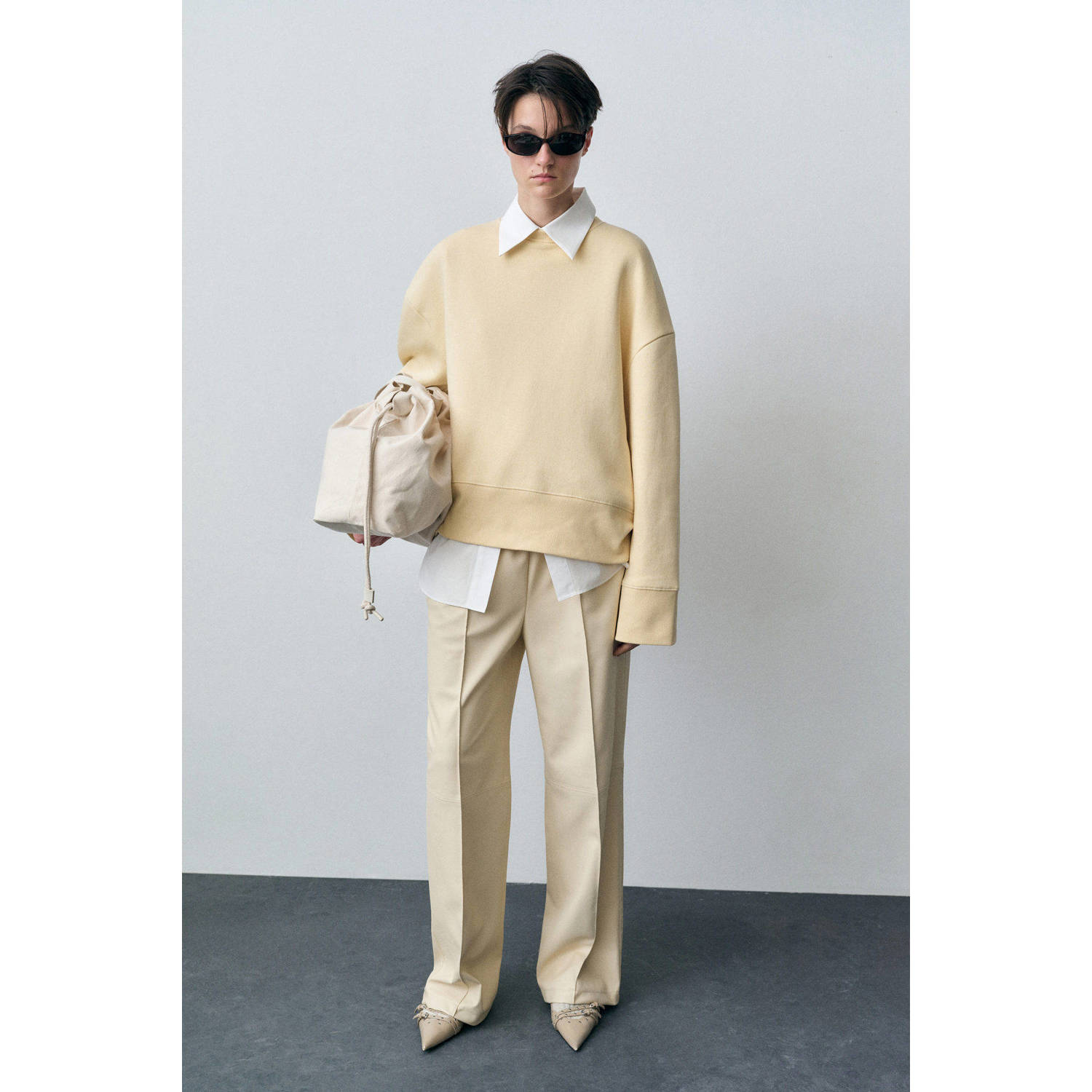 Mango wide leg regular waist broek beige