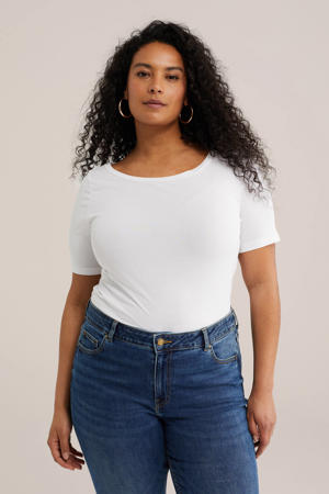 T-shirt wit
