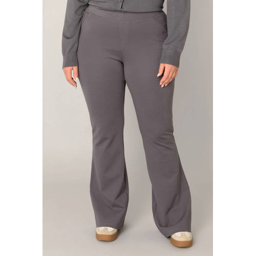 Base Level Curvy flared regular waist flared broek grijs afbeelding