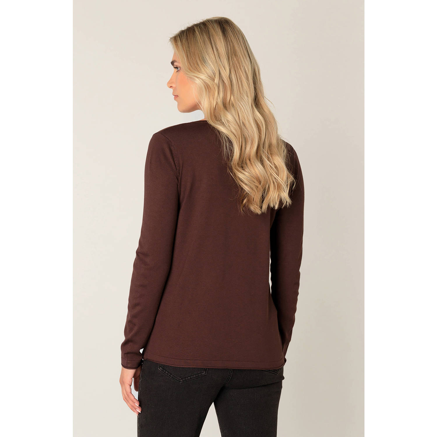 Base Level top donkerbruin fijn gebreid