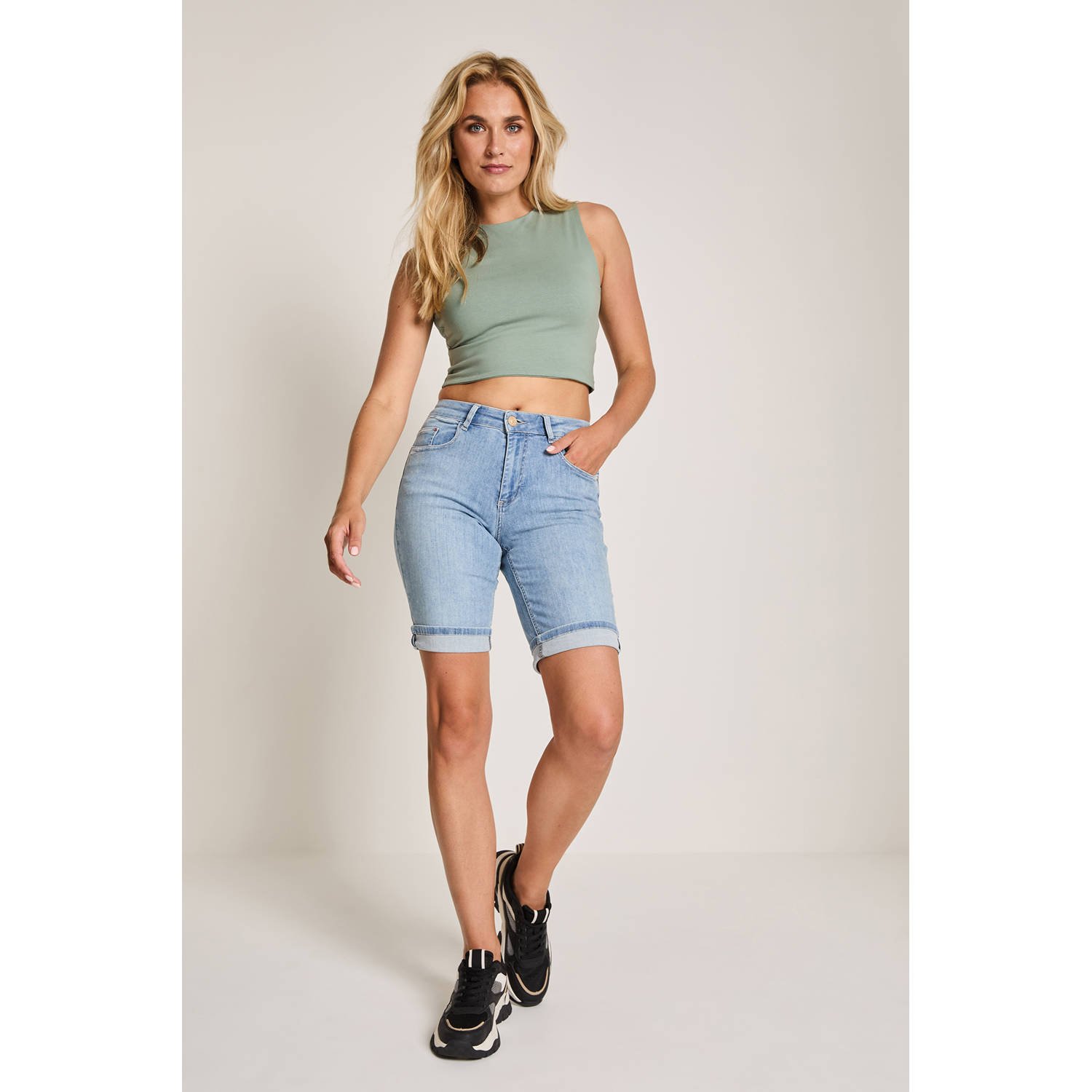 Para Mi slim high waist denim short medium blue denim