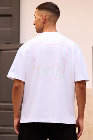 T-shirt wit