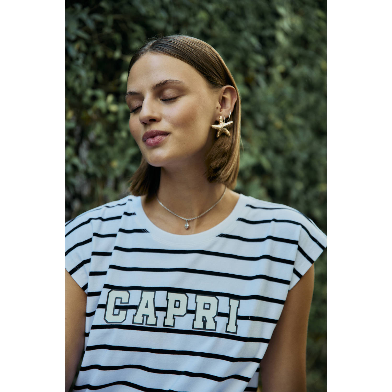 FREEQUENT T-shirt zwart