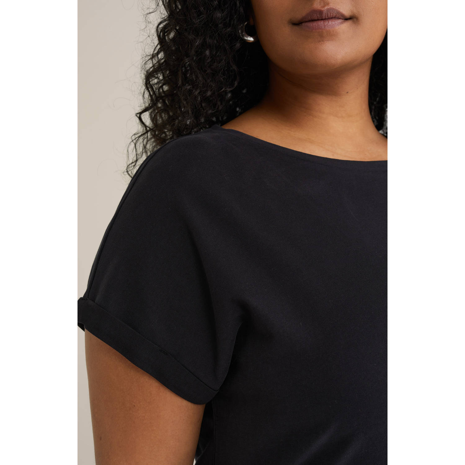 WE Fashion Curve T-shirt zwart