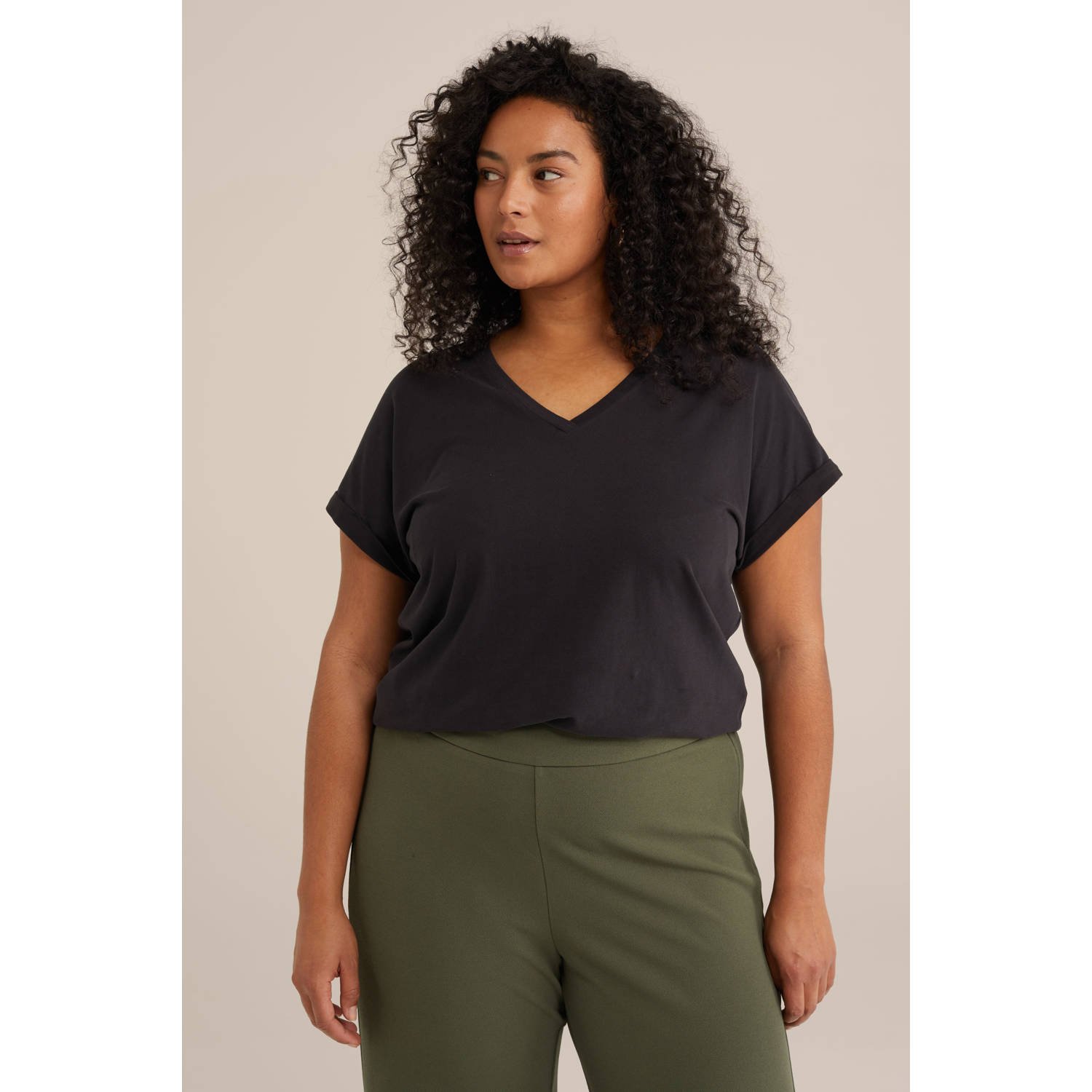 WE Fashion Curve T-shirt zwart