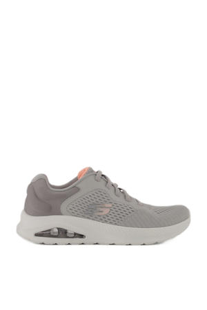 sneakers grijs