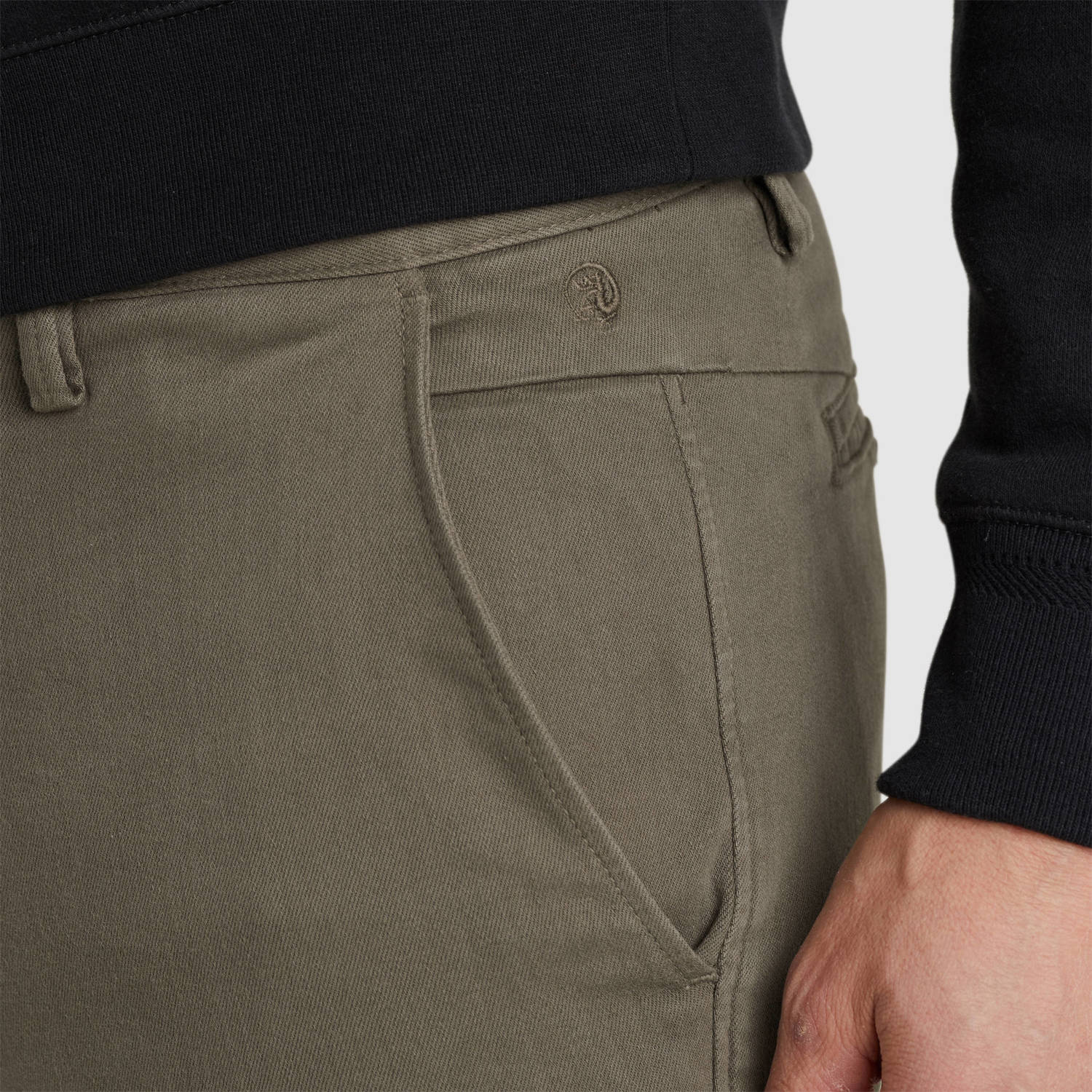 Cast Iron tapered chino kaki