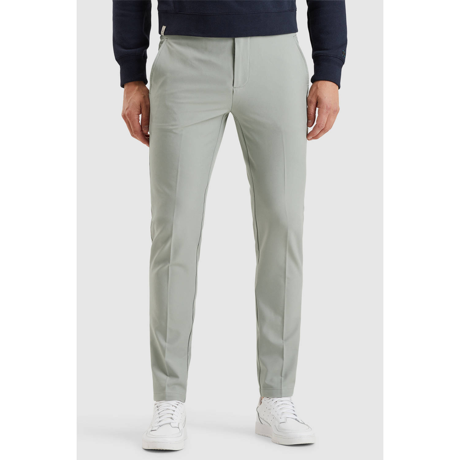 Cast Iron regular chino lichtgroen