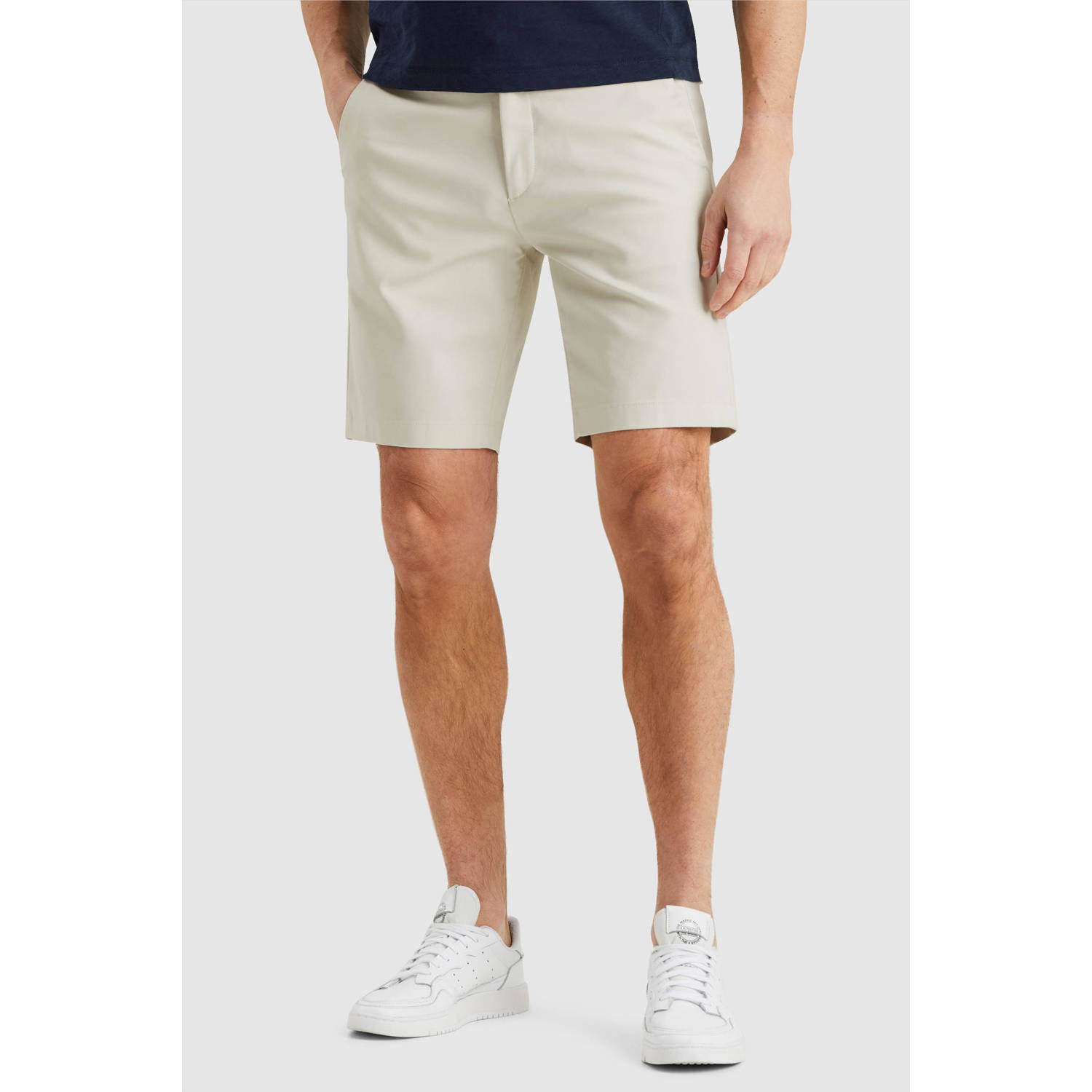 Cast Iron slim chino short ecru