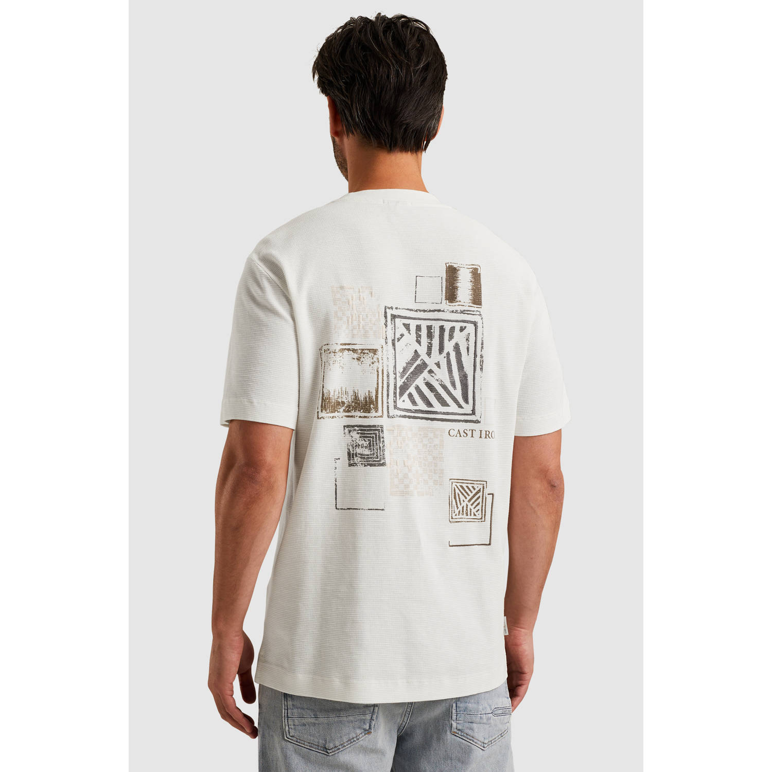 Cast Iron T-shirt wit