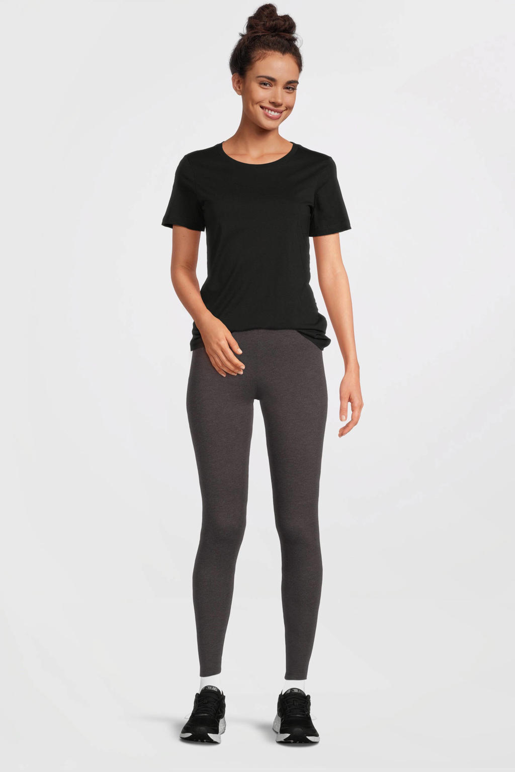 Zwarte dames Anytime T-shirt van katoen met effen, korte mouwen en ronde hals