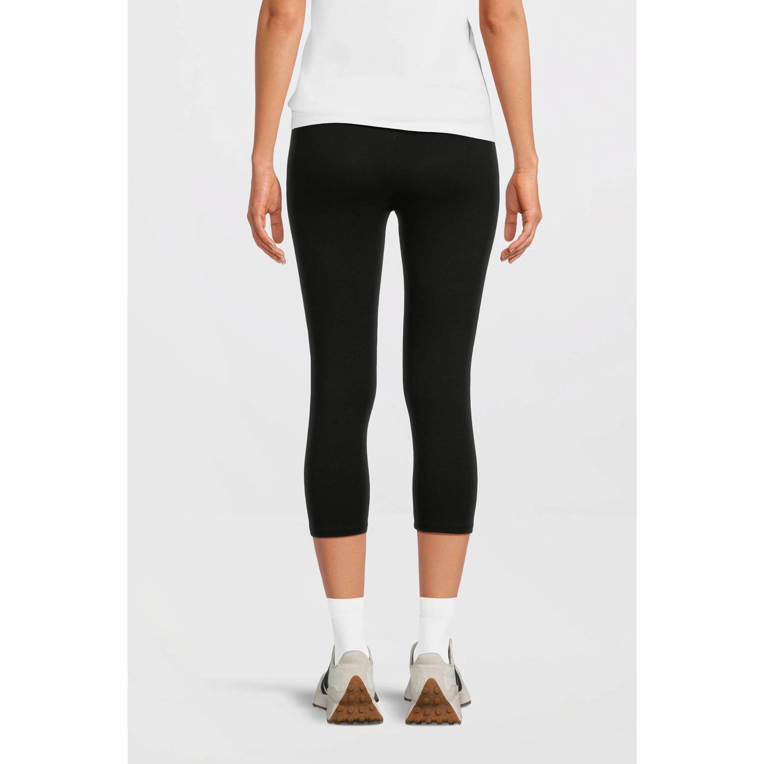 anytime capri legging zwart