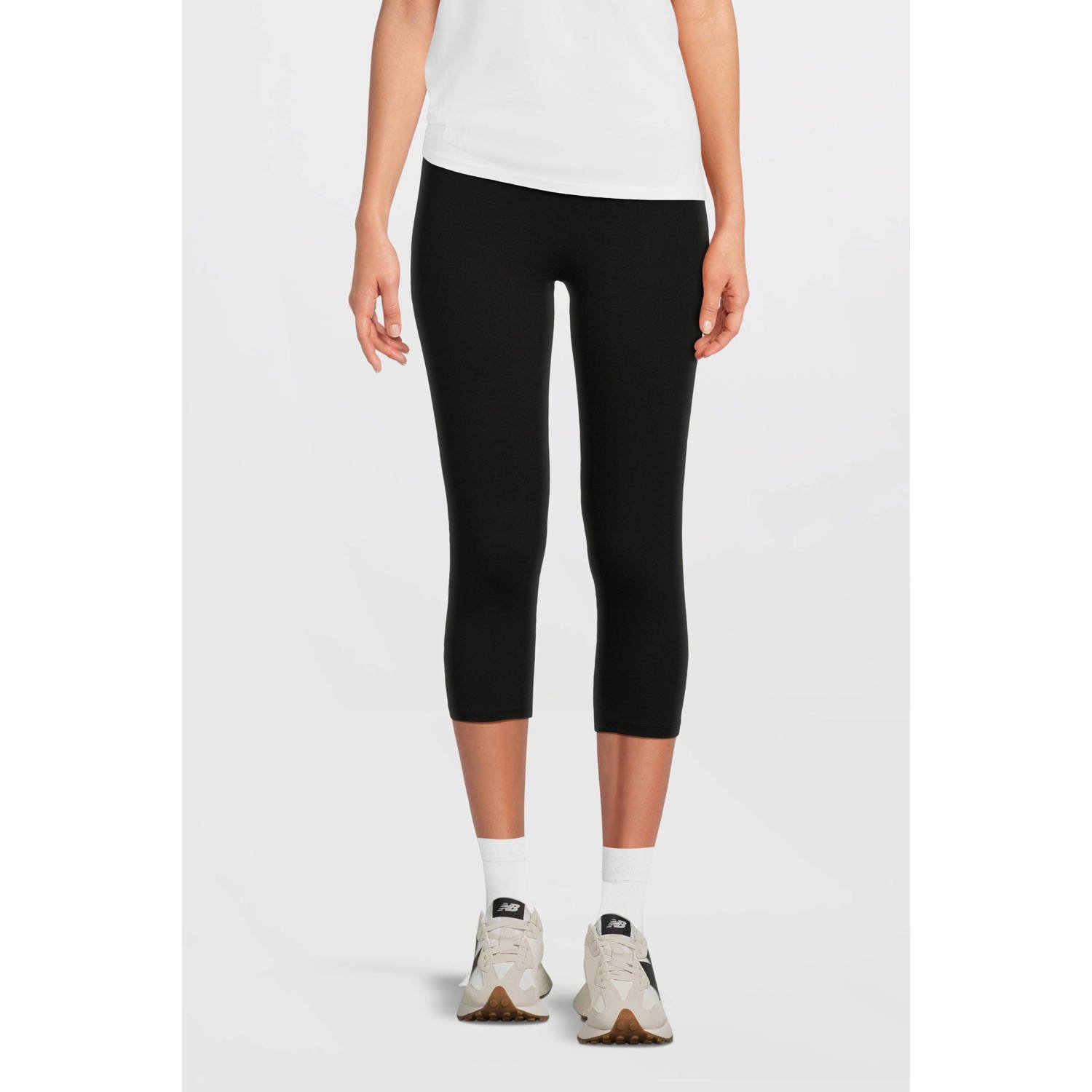 Anytime capri legging zwart