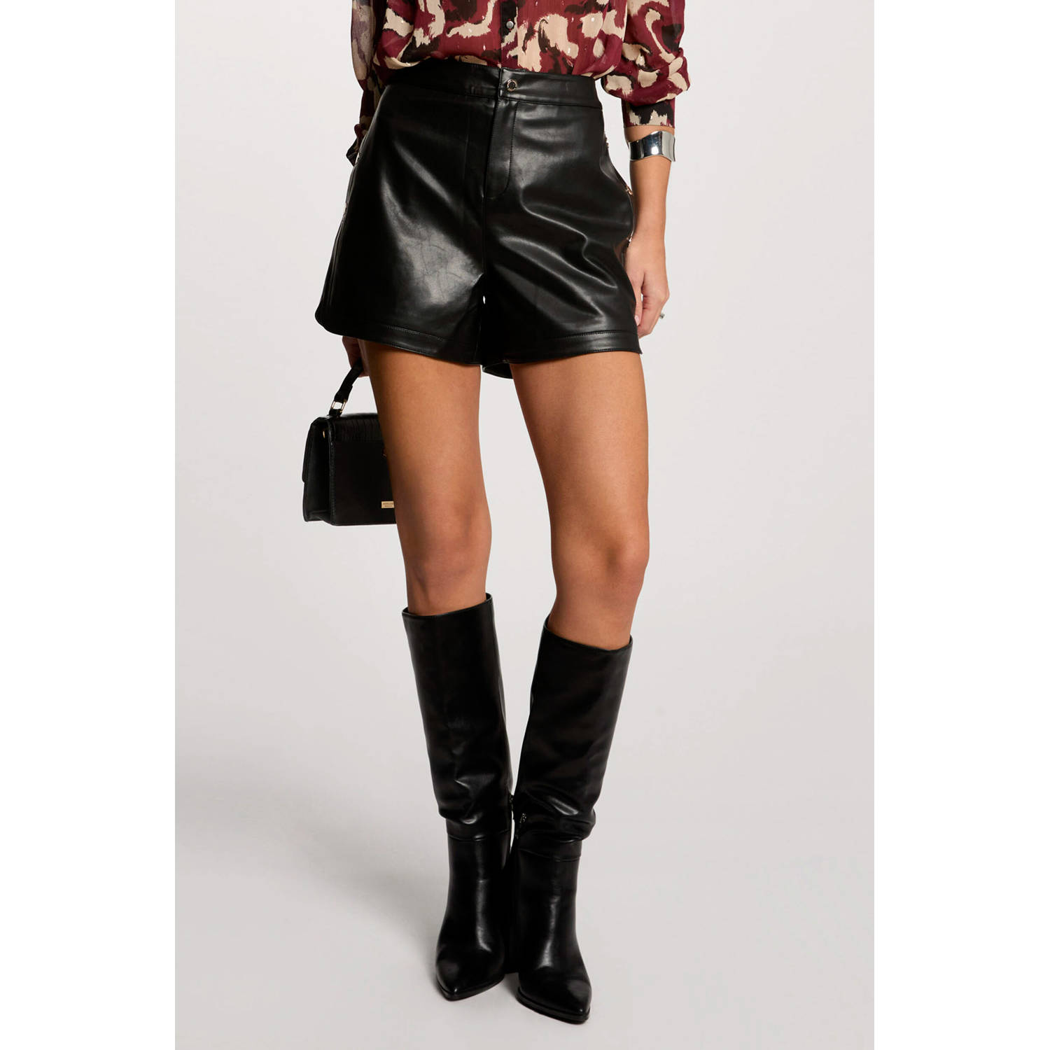 Morgan rechtvallend regular waist casual short zwart