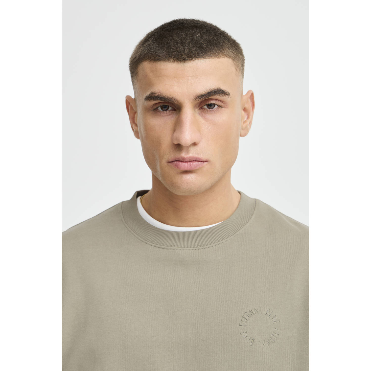 Solid sweater beige