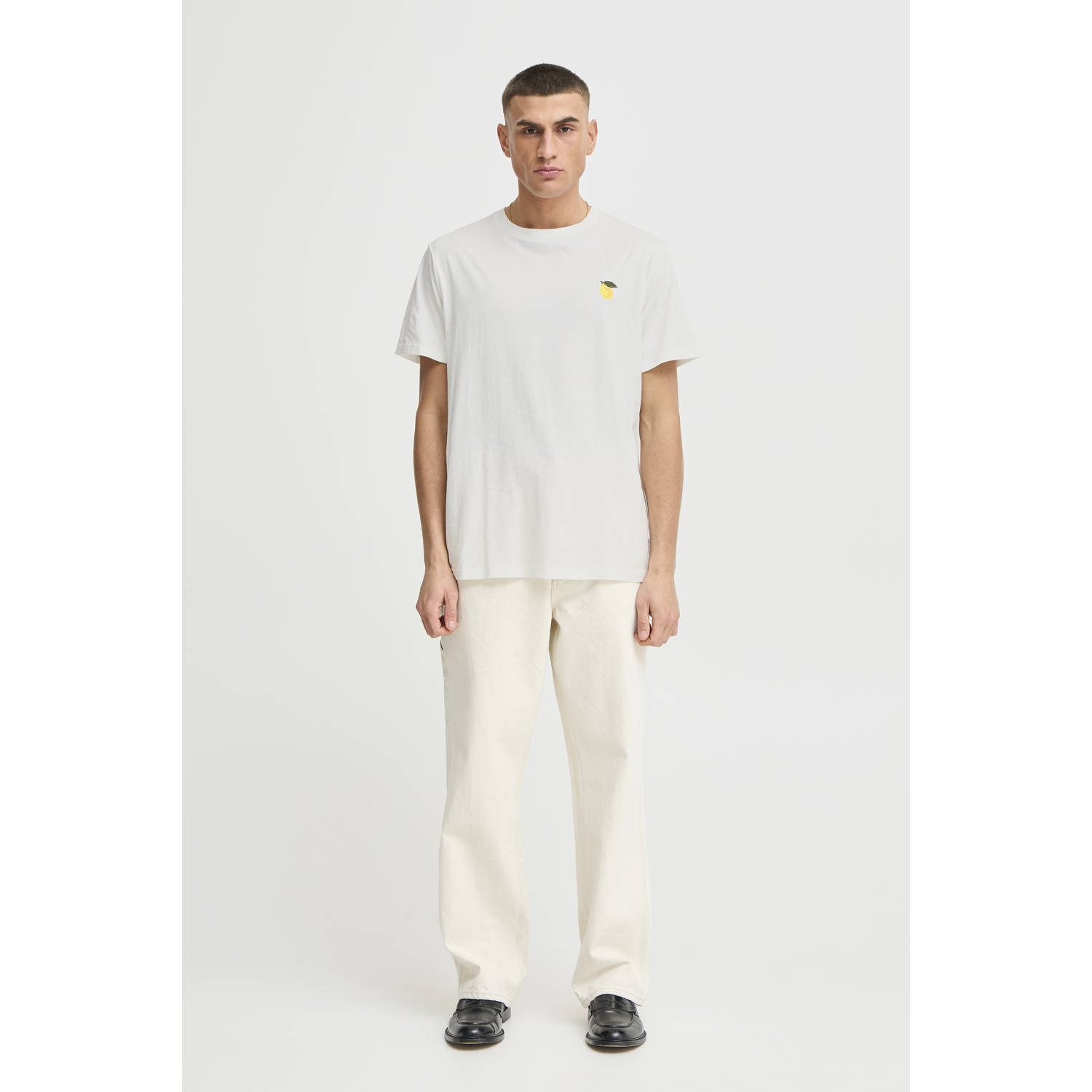Solid T-shirt wit