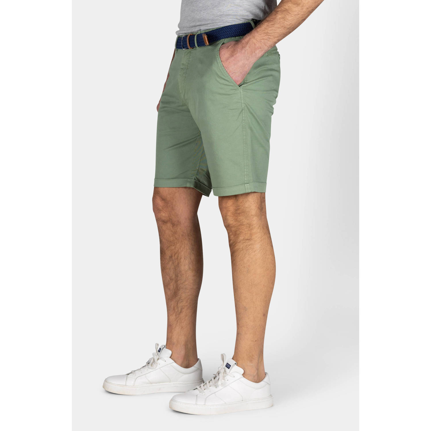 New Zealand Auckland regular chino short groen