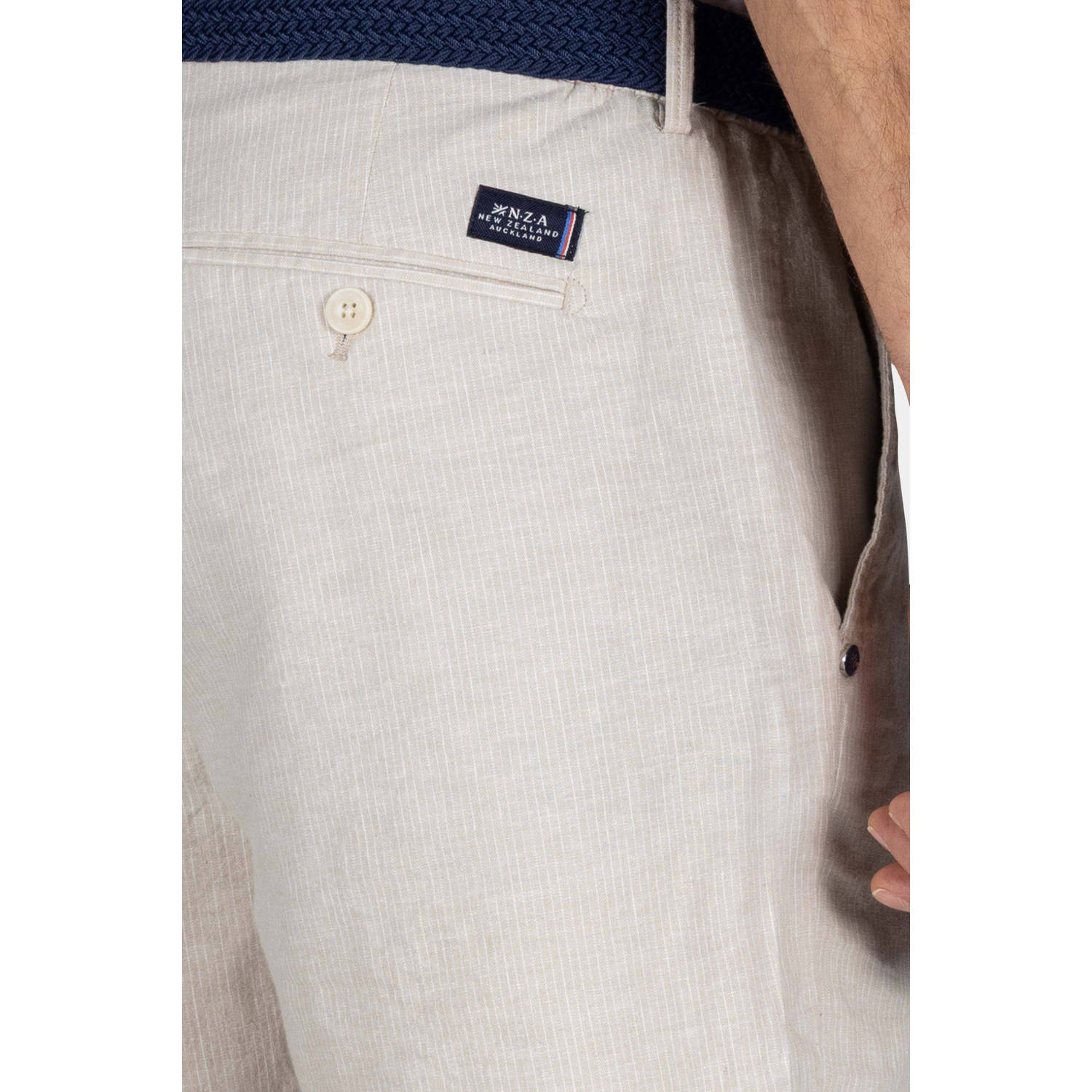 New Zealand Auckland regular chino short ecru