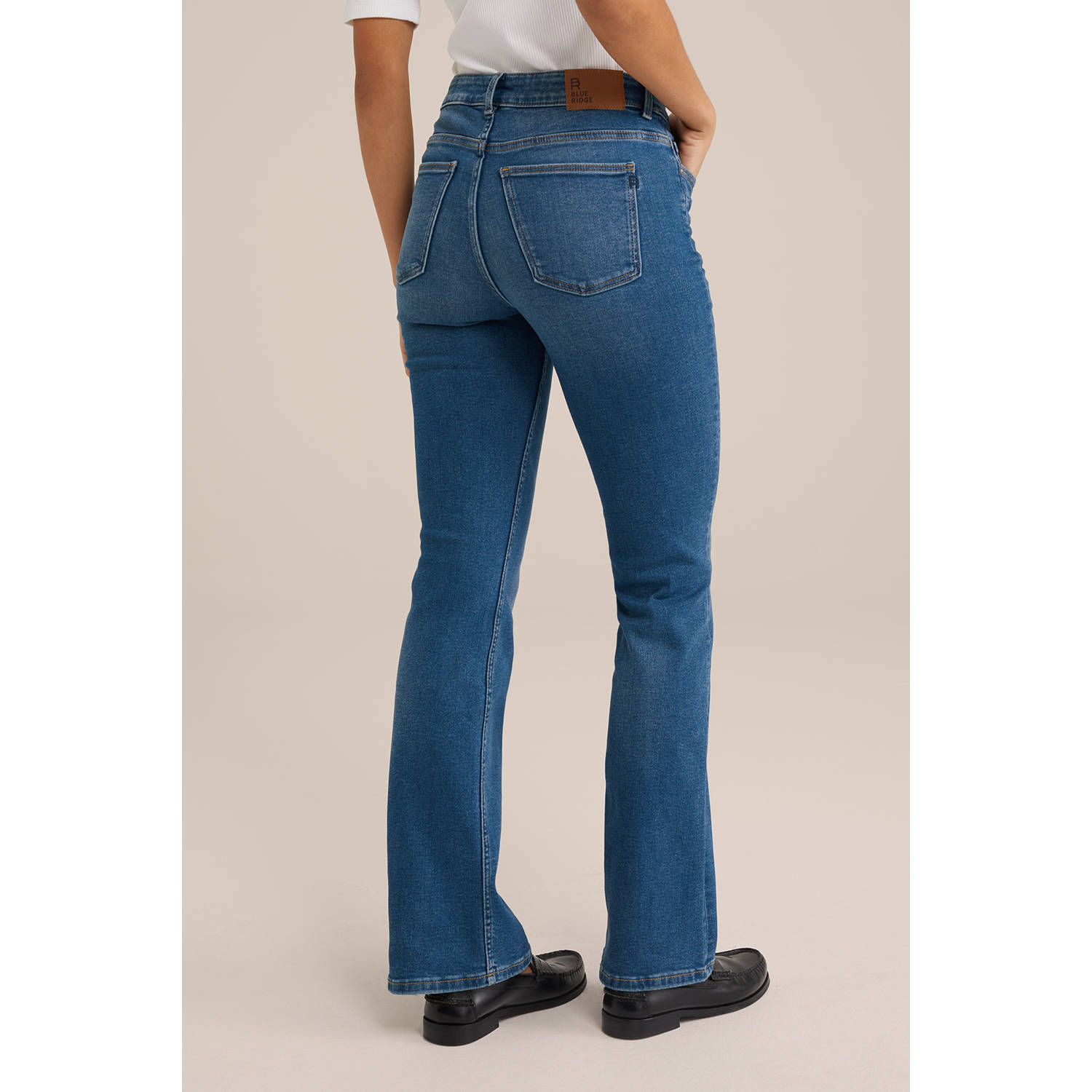 WE Fashion Blue Ridge regular waist flared jeans medium blue denim