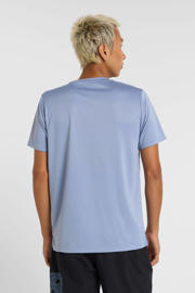 thumbnail: Lichtblauwe heren New Balance sportshirt van polyester met effen, korte mouwen en ronde hals